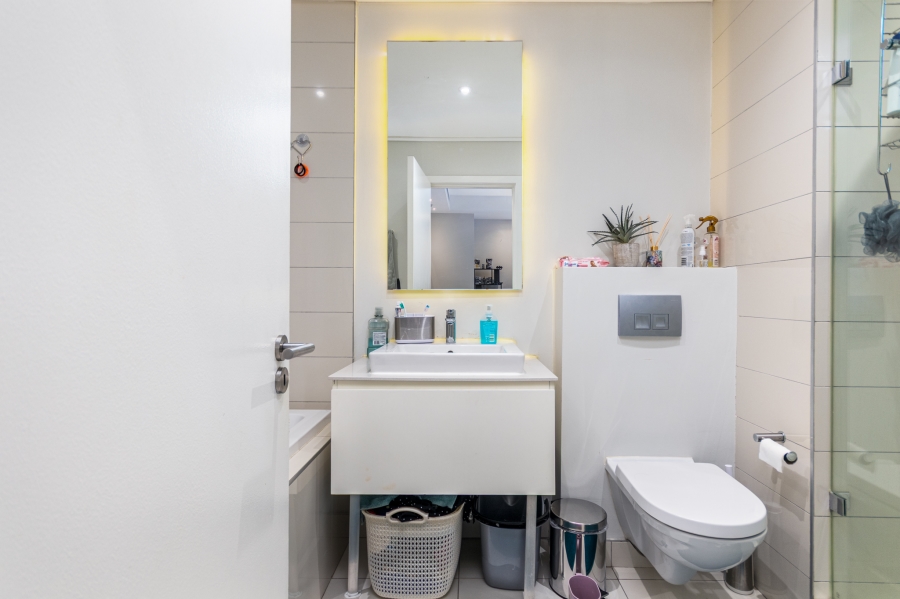 1 Bedroom Property for Sale in Cape Town City Centre Western Cape